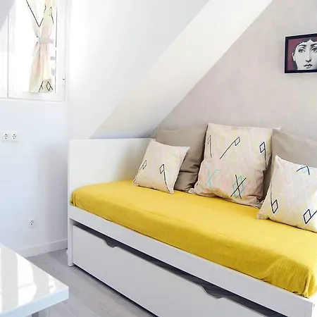 Low Cost Sun Terrace Lisboa